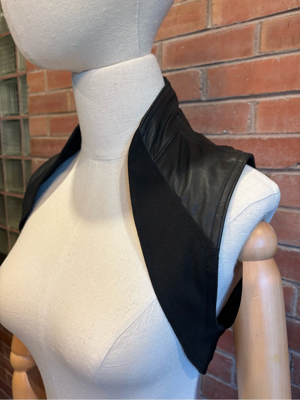 Crisiswear Women's Black Leather-Trim Bolero Vest XS